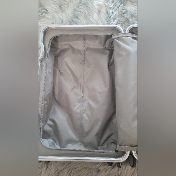💐SOLD💐Monos Hybrid Carry-on Plus in Silver - Picture 5 of 11